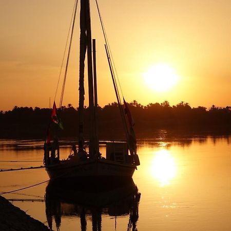 Hotel Jj Jamaica Felucca Assuan Exterior foto